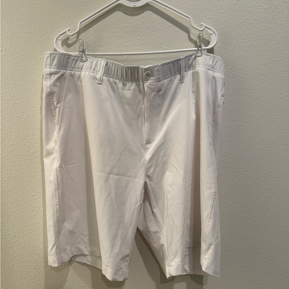 Under Armour Men's White Flat Front Shorts